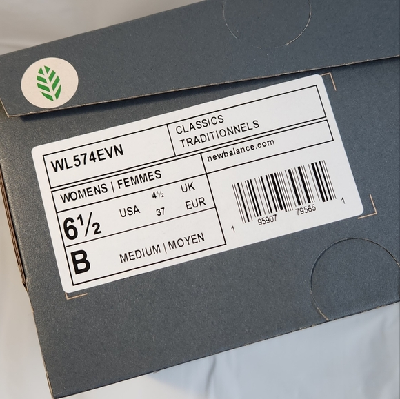 NIB New Balance Sneakers 574 Core WL574EVN - Picture 14 of 15